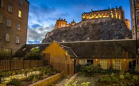 Castle View&Grassmarket Studio Flat With Luxury Bathroom